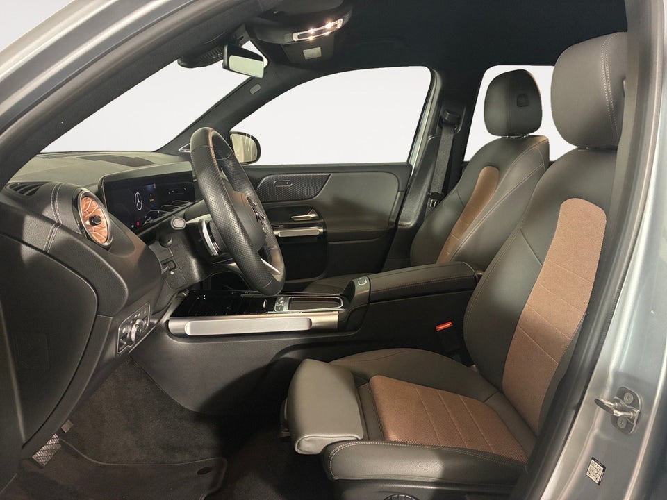 Mercedes EQB250+ Electric Art 5d