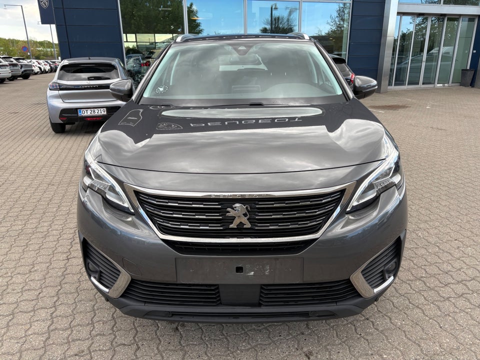 Peugeot 5008 1,2 e-THP 130 Strike 7prs 5d