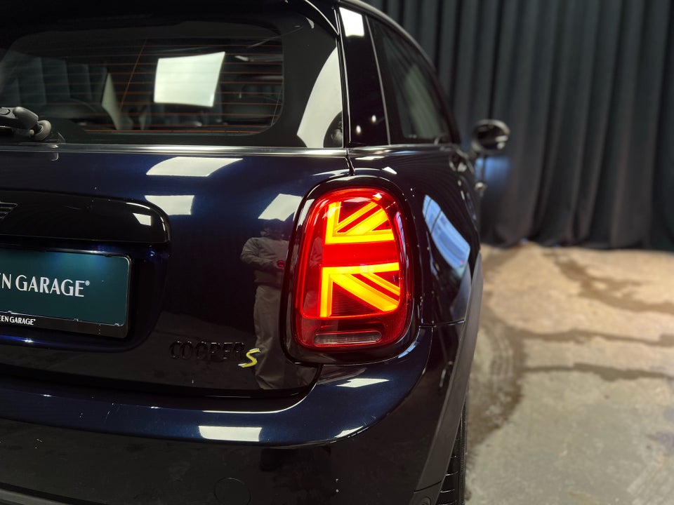 MINI Cooper SE Classic Trim 3d