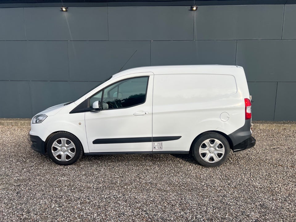 Ford Transit Courier 1,6 TDCi 95 Ambiente Van 4d