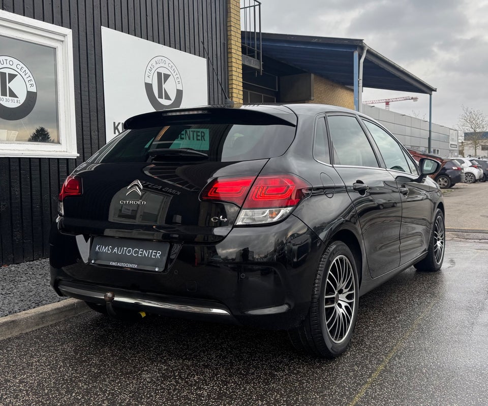 Citroën C4 1,2 PureTech 130 Feel EAT6 5d