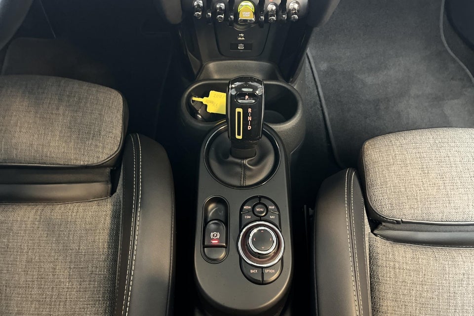 MINI Cooper SE Edition Premium Plus 3d