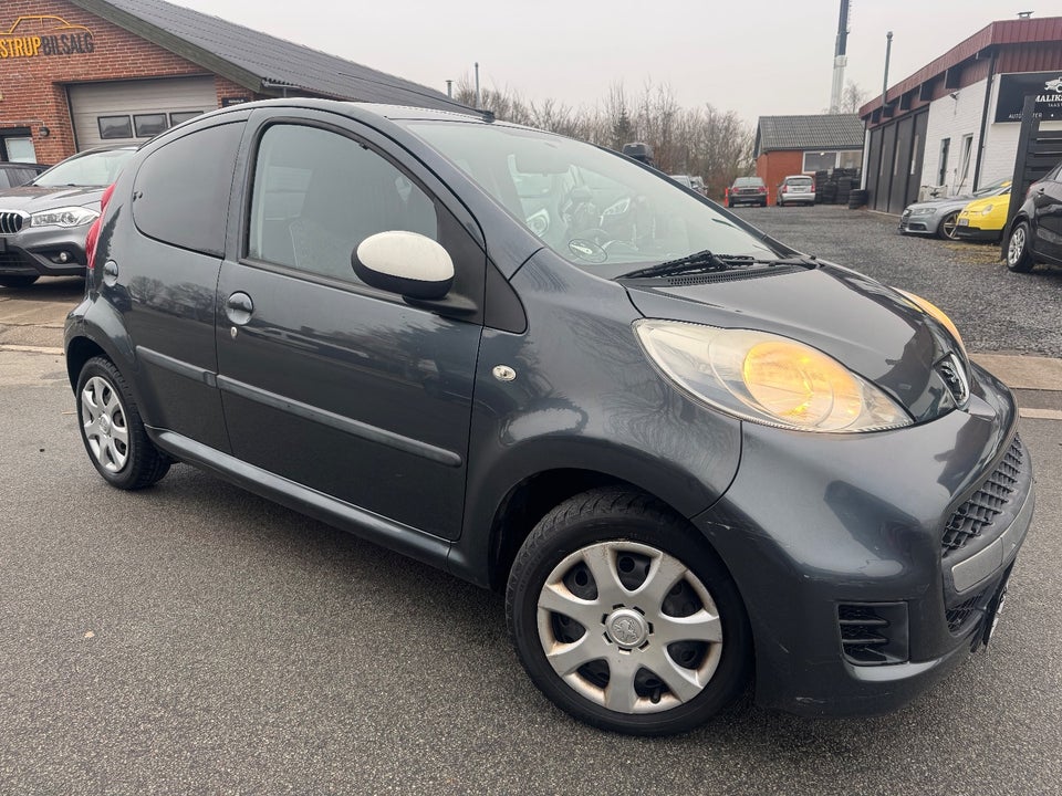 Peugeot 107 1,0 Active 5d