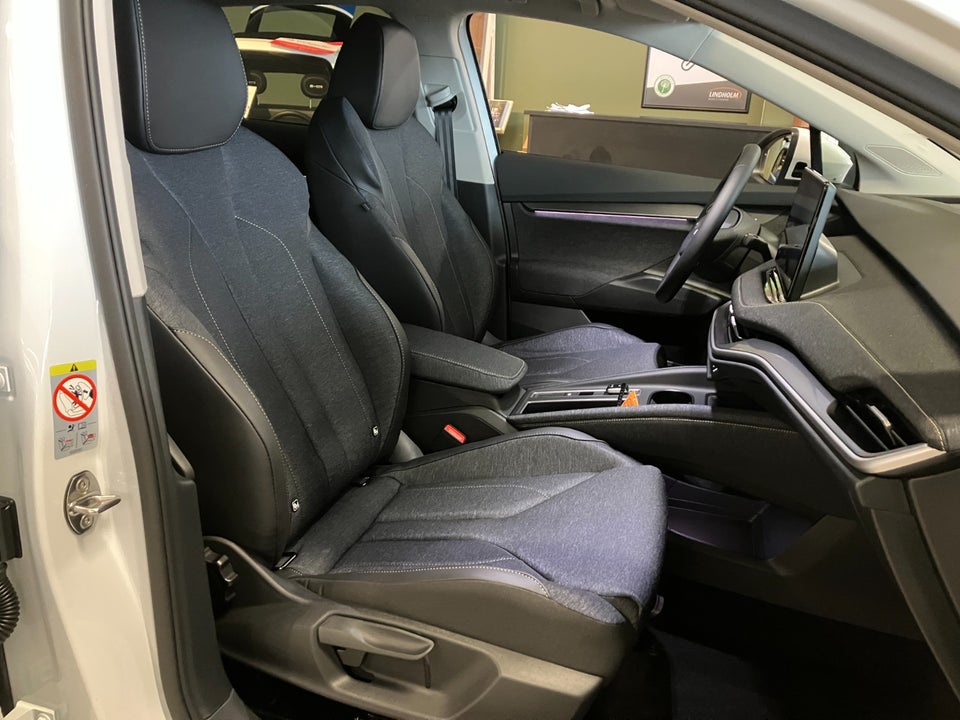 Skoda Elroq 85 iV Loft 5d