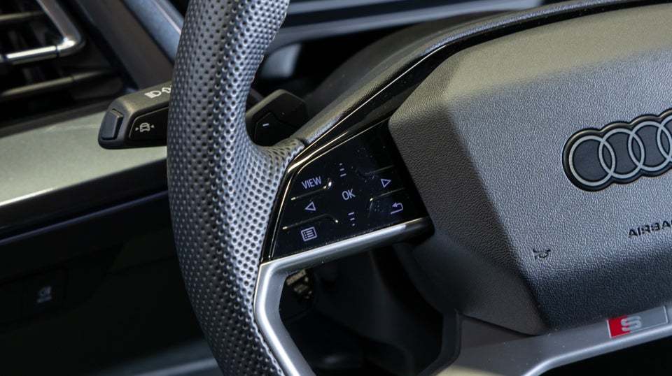 Audi Q4 e-tron 45 S-line 5d