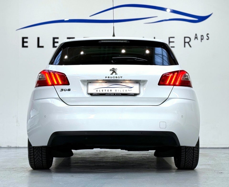 Peugeot 308 1,6 BlueHDi 120 Style 5d