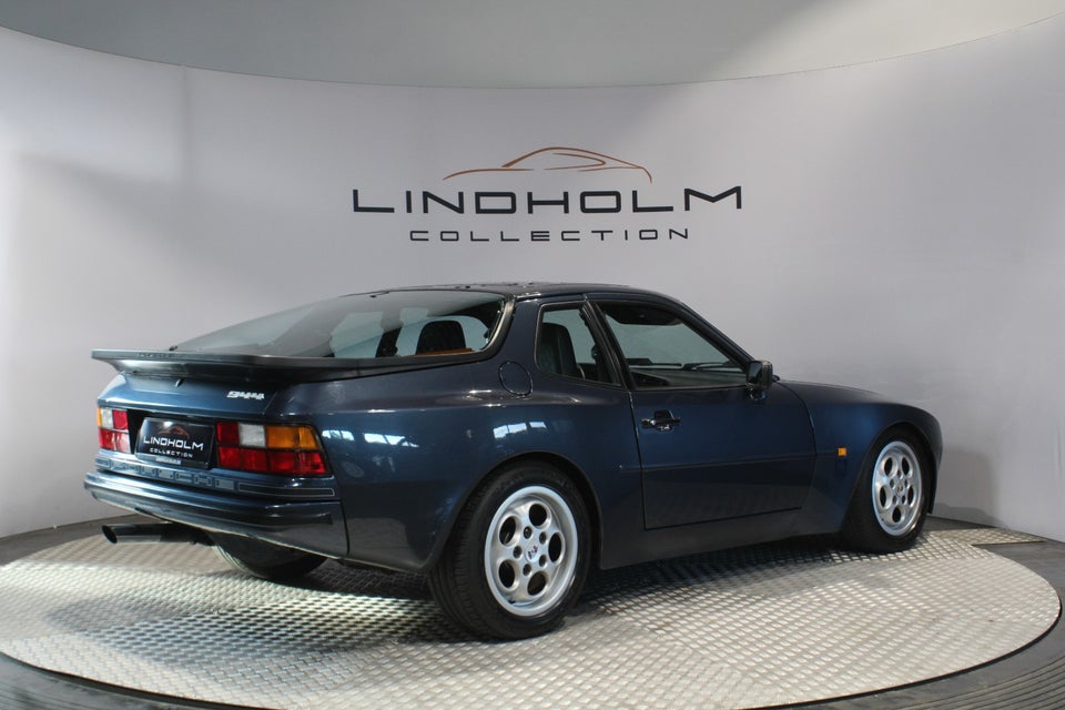 Porsche 944 2,5  3d