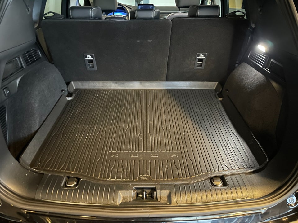 Ford Kuga 2,5 PHEV Vignale CVT 5d