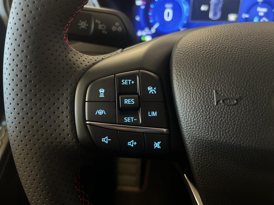 Ford Kuga 2,5 PHEV ST-Line X CVT 5d