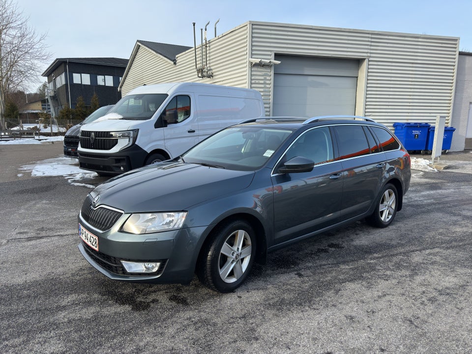 Skoda Octavia 1,4 TSi 140 Elegance Combi DSG 5d