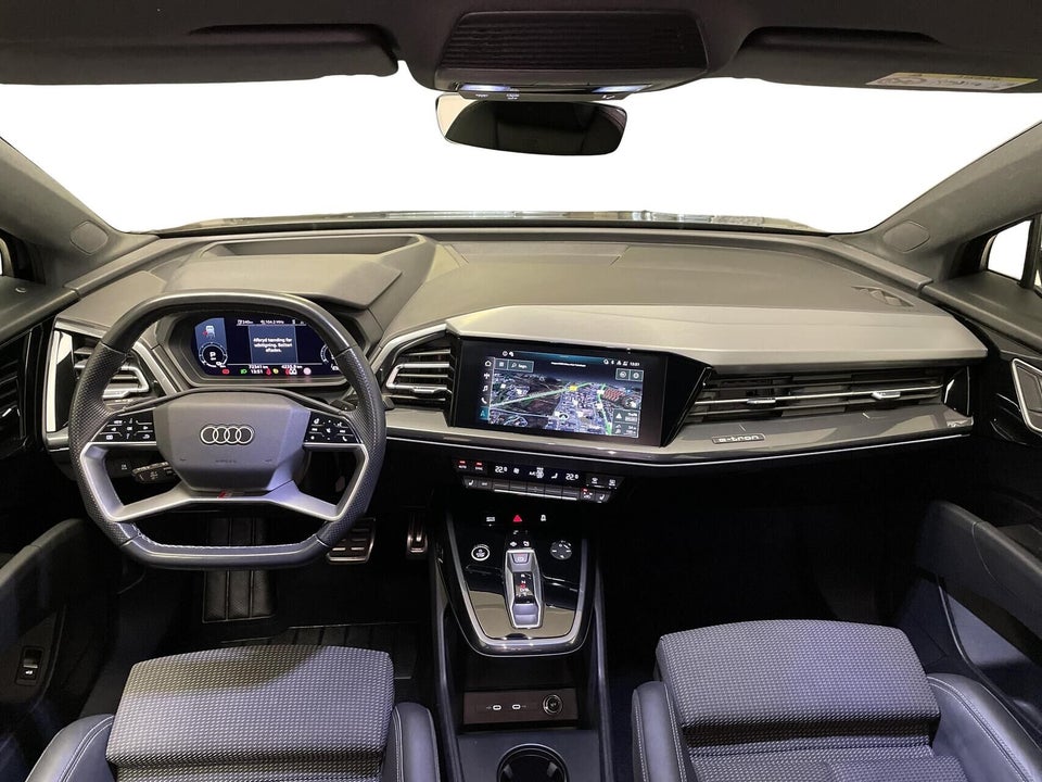 Audi Q4 e-tron 40 S-line Sportback 5d