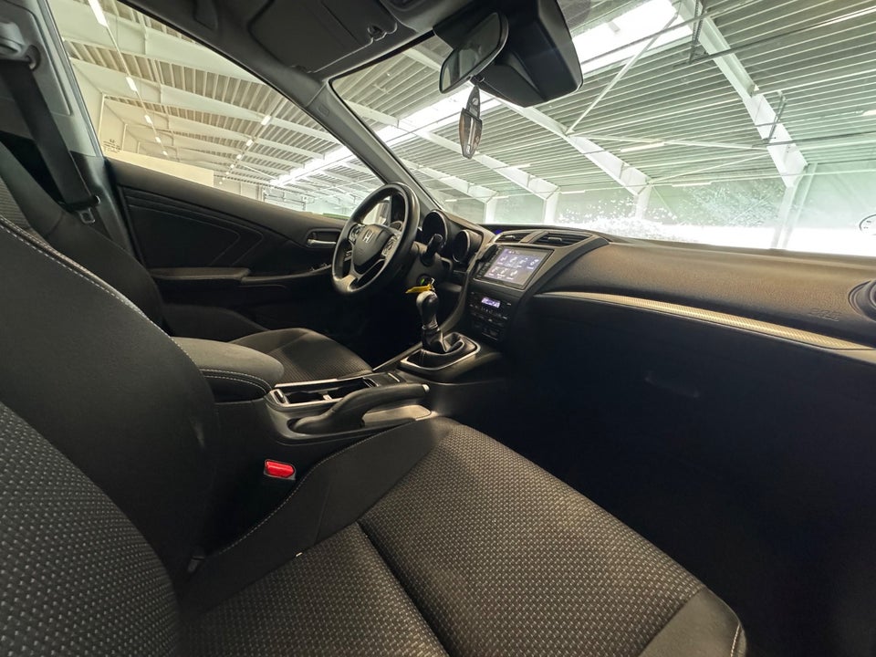 Honda Civic 1,6 i-DTEC Comfort Tourer 5d