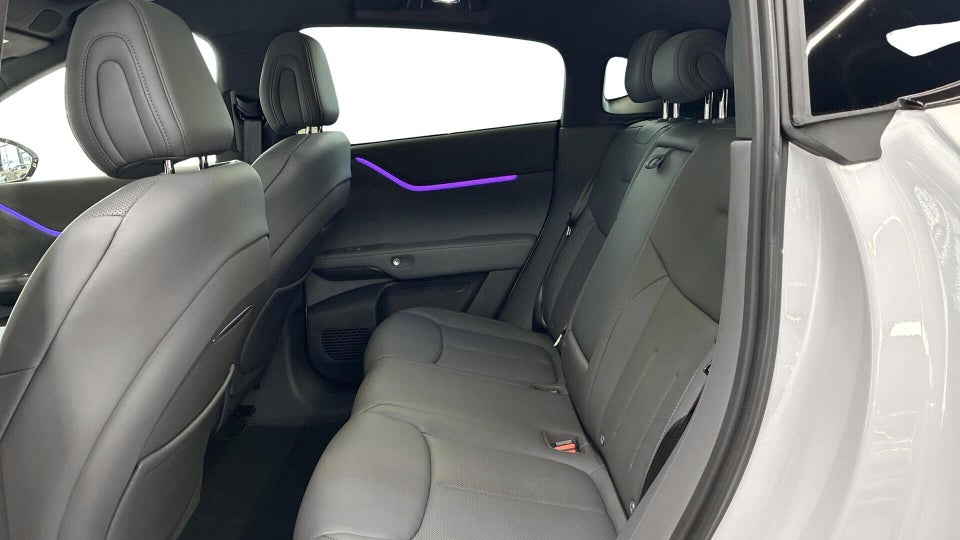 Xpeng G6 Performance 5d