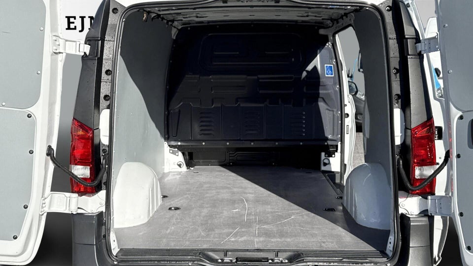 Mercedes Vito 114 2,0 CDi Kassevogn aut. L RWD