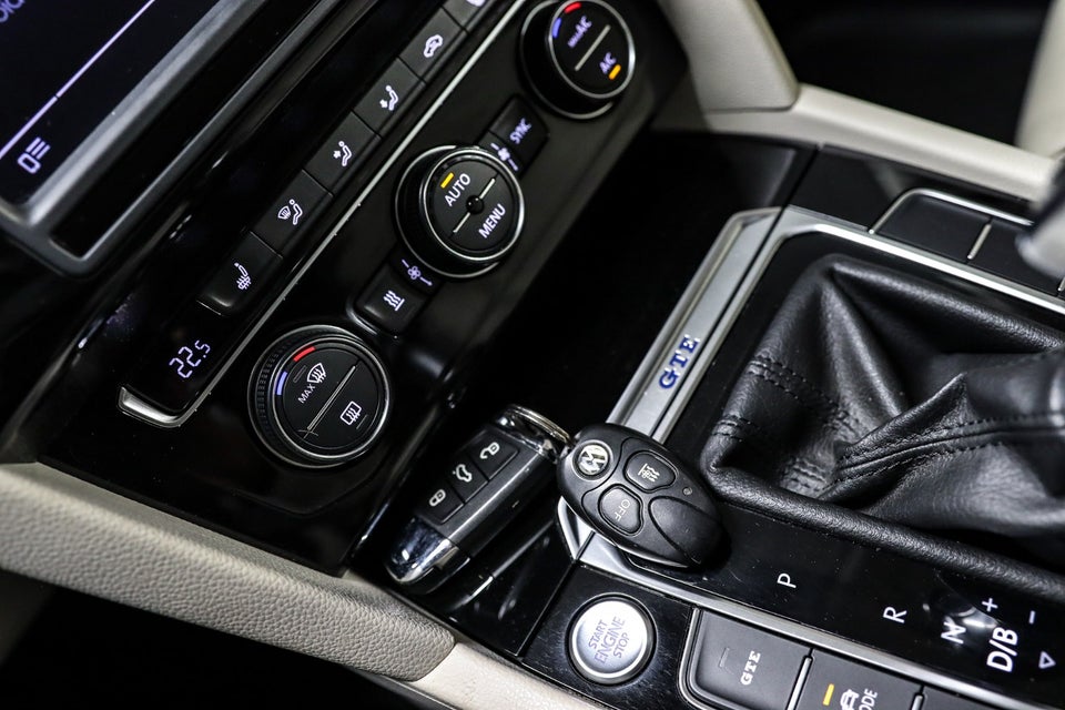 VW Passat 1,4 GTE Highline Variant DSG 5d