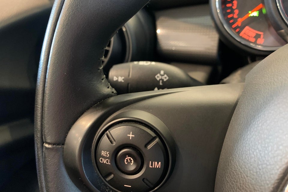 MINI Cooper 1,5 Pepper II aut. 5d