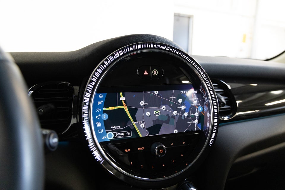 MINI Cooper SE Essential 3d