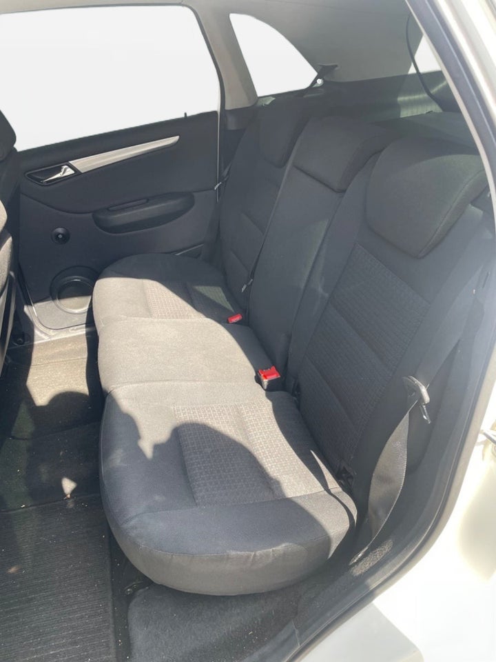 Mercedes B200 2,0 CDi 5d