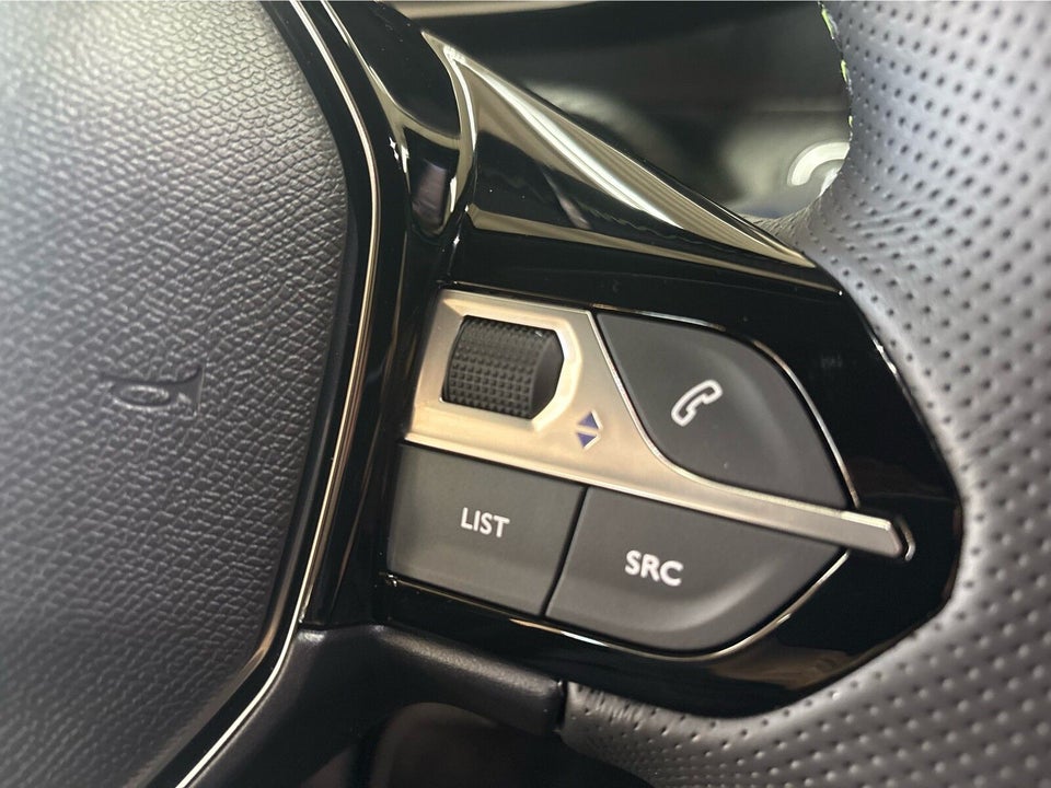 Peugeot e-2008 54 GT 5d