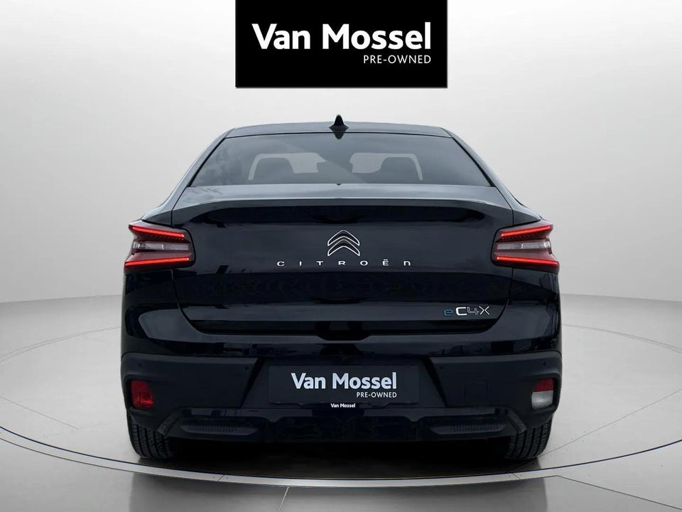 Citroën ë-C4 X 50 Shine 4d