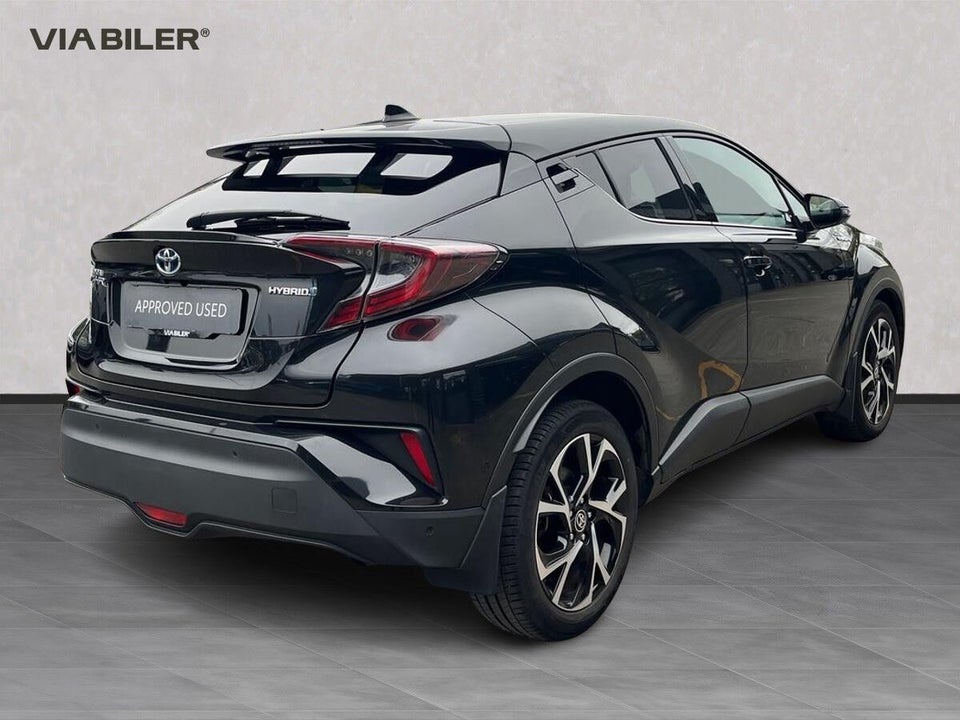Toyota C-HR 1,8 Hybrid Premium Selected CVT 5d