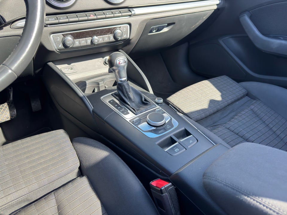 Audi A3 2,0 TFSi 190 Sport Cabriolet S-tr. 2d