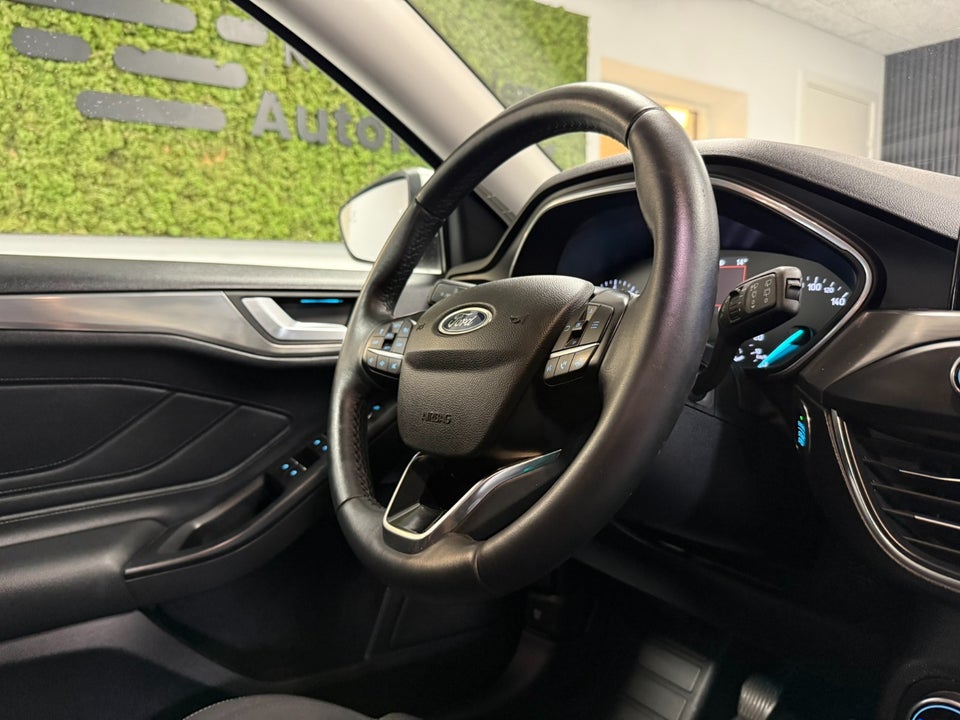 Ford Focus 1,0 EcoBoost mHEV Titanium stc. 5d