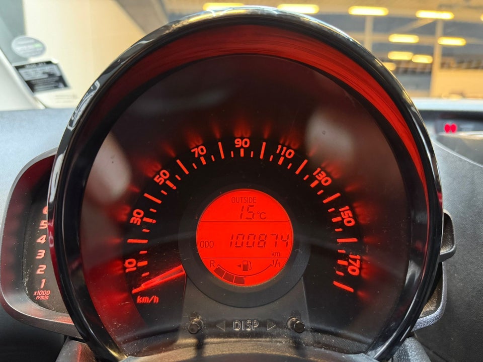 Toyota Aygo 1,0 VVT-i x-touch 5d