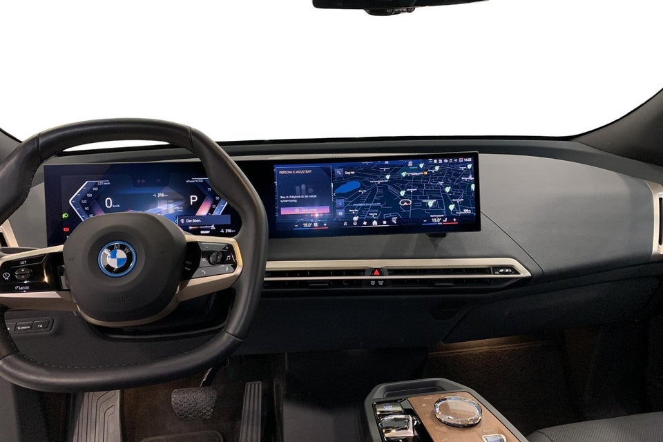 BMW iX xDrive40 Supercharged 5d