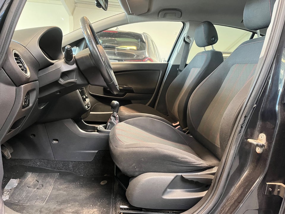 Opel Corsa 1,4 16V Cosmo 5d