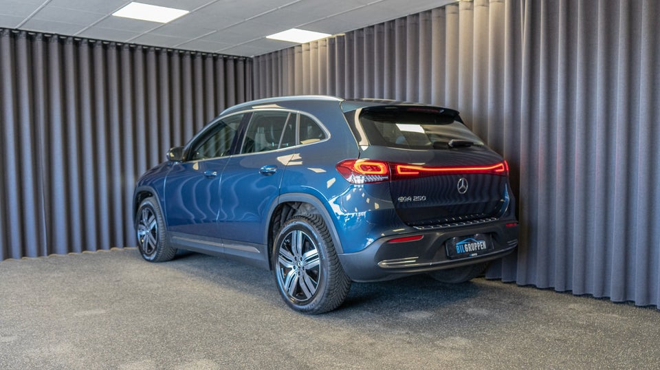 Mercedes EQA250 Progressive 5d