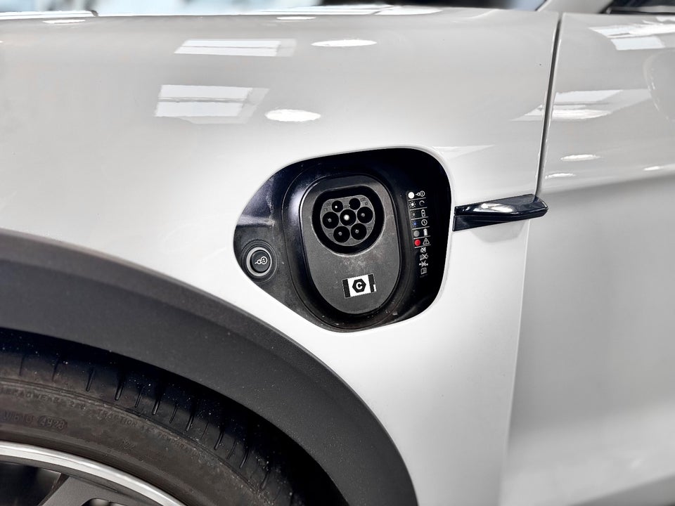 Porsche Taycan 4S Performance+ Cross Turismo 5d