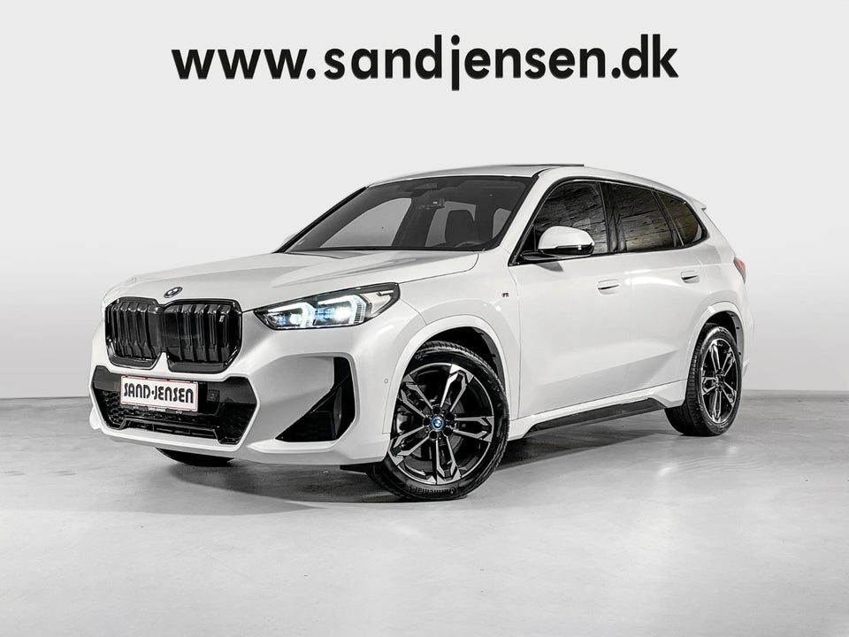 BMW iX1 xDrive30 M-Sport 5d