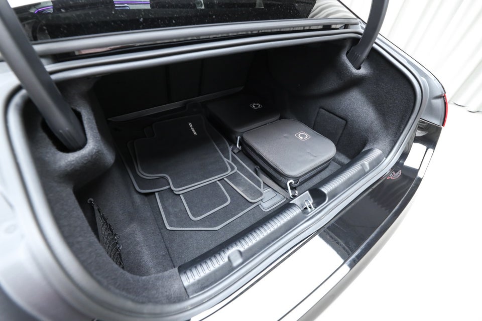 Mercedes EQE350 AMG Line Premium Plus 4d