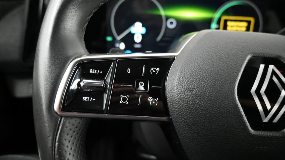 Renault Megane E-Tech 60 Techno 5d