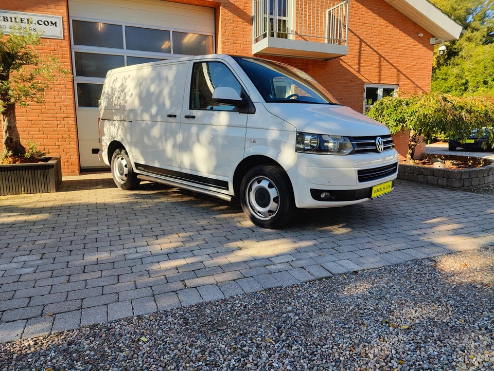 VW Transporter 2,0 TDi 140 Kassevogn DSG kort