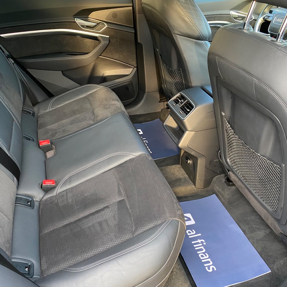 Audi e-tron 50 S-line quattro 5d