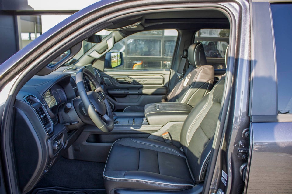 Dodge RAM 1500 3,0 Limited Night aut. 4d