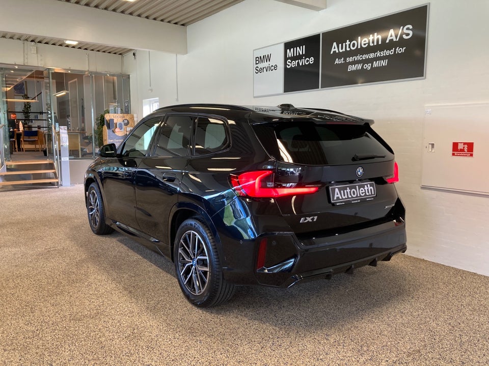 BMW iX1 xDrive30 M-Sport 5d