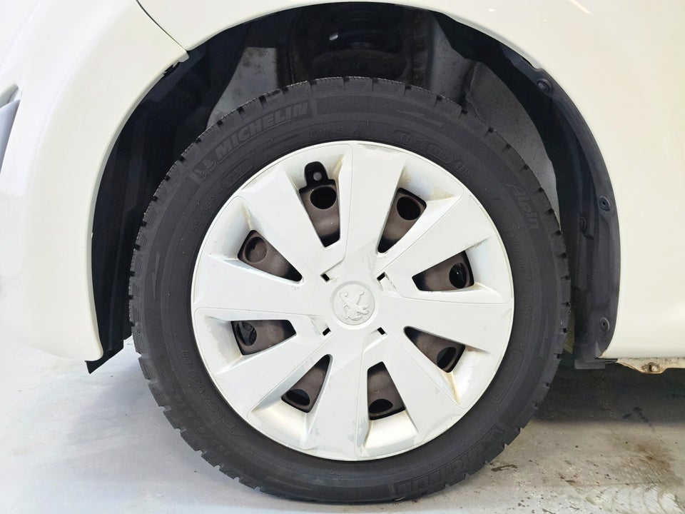 Peugeot 107 1,0 Cool 5d