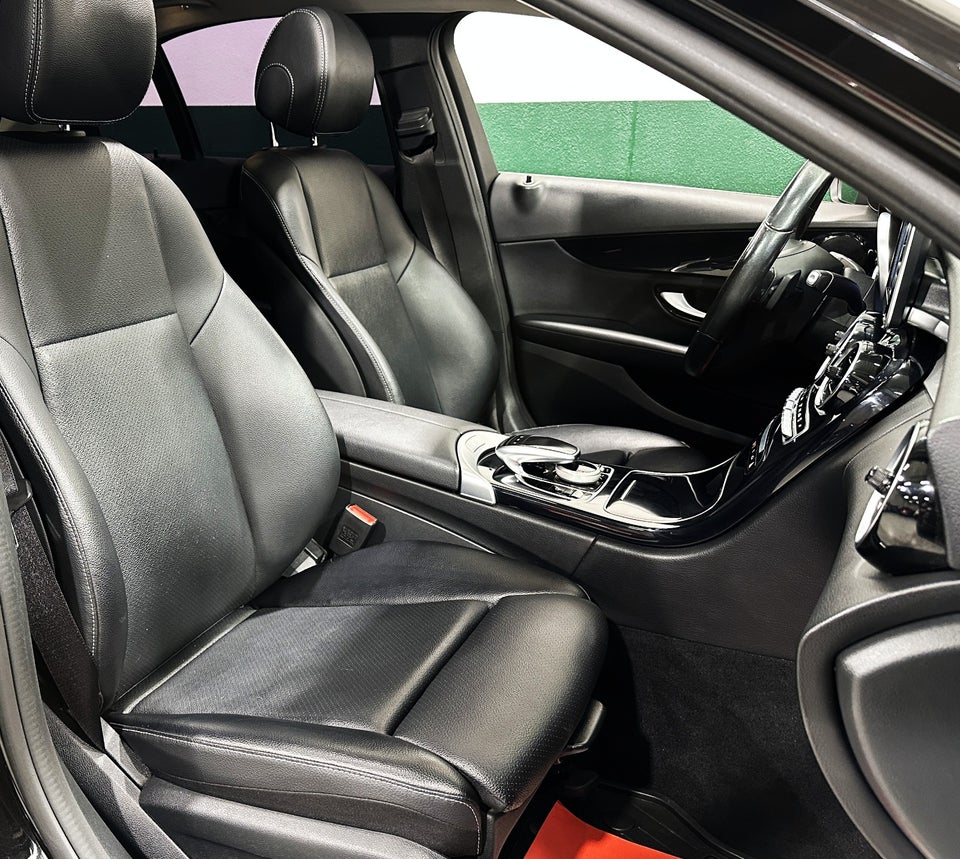 Mercedes C220 d 2,2 AMG Line aut. 4d