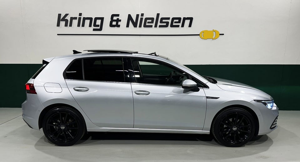 VW Golf VIII 1,5 eTSi 150 Style DSG 5d