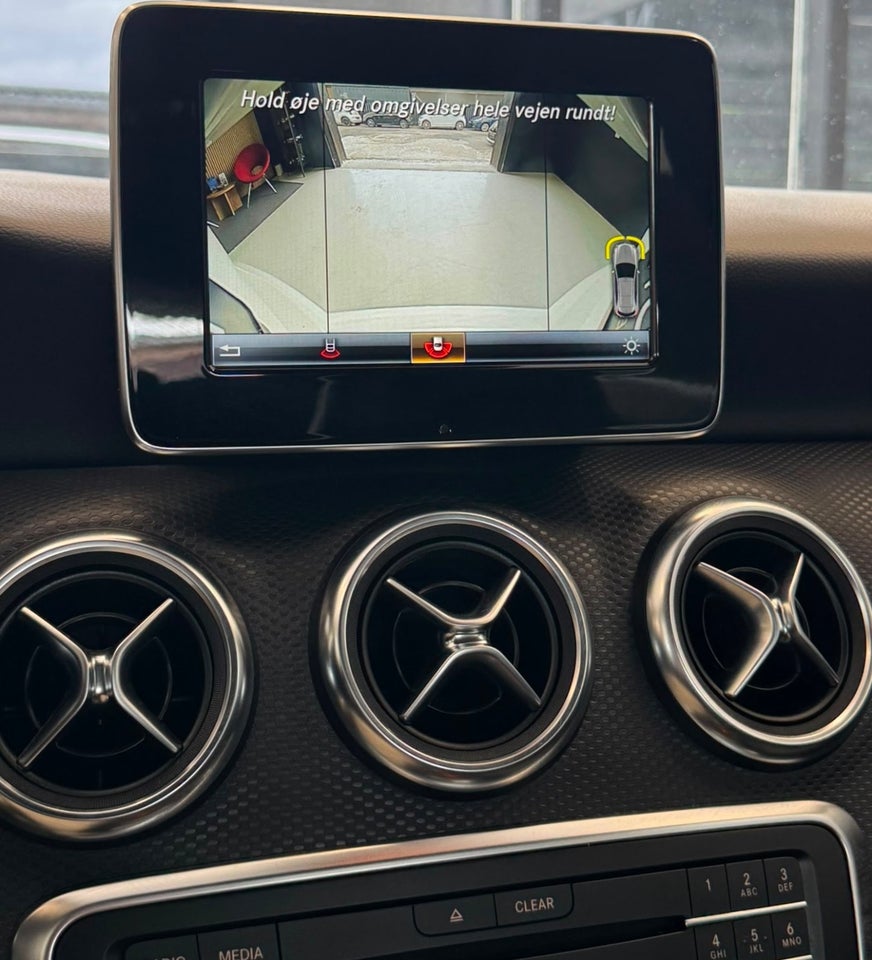 Mercedes A180 d 1,5 AMG Line aut. 5d