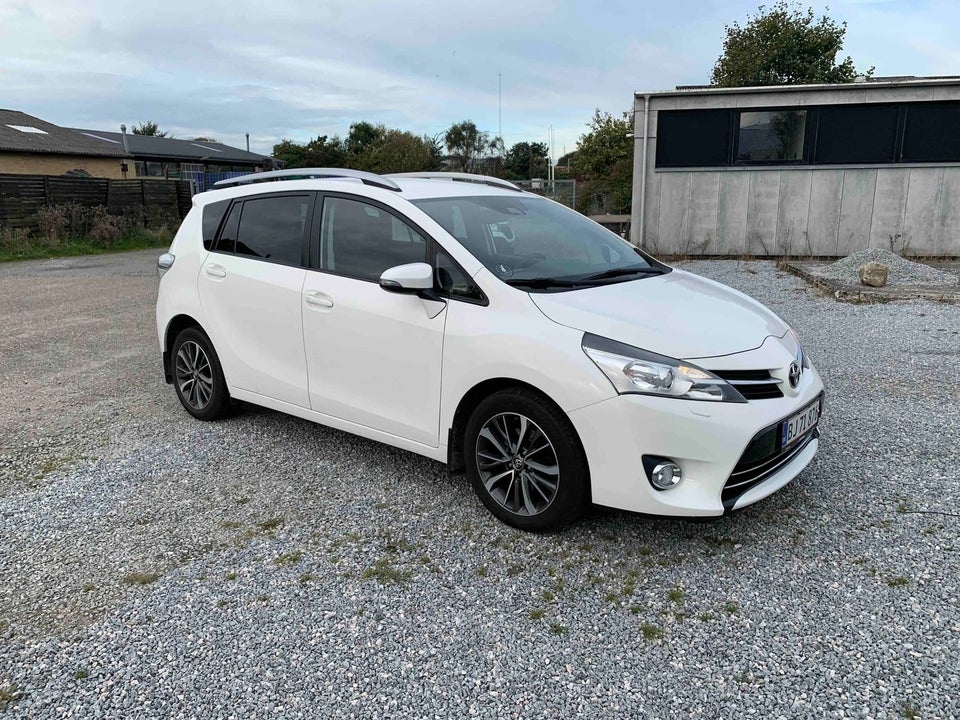 Toyota Verso 1,6 D-4D T2 Premium 7prs 5d