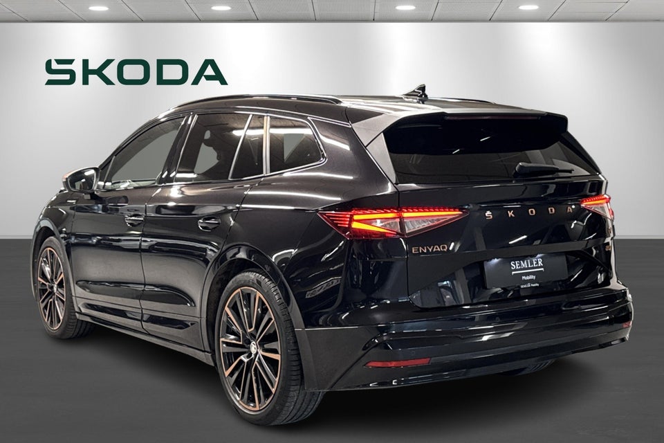 Skoda Enyaq 80 iV Founders Edition 5d