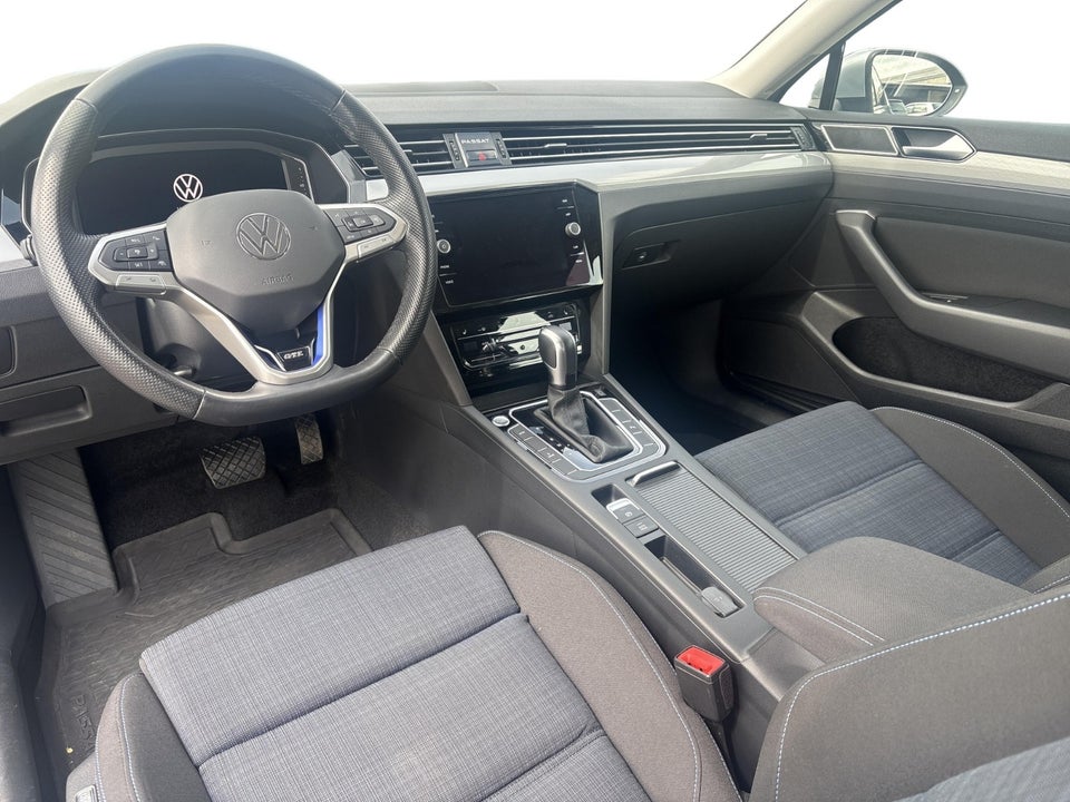 VW Passat 1,4 GTE High Variant DSG 5d