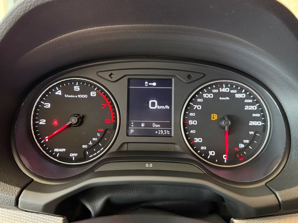 Audi Q2 30 TFSi S-tr. 5d