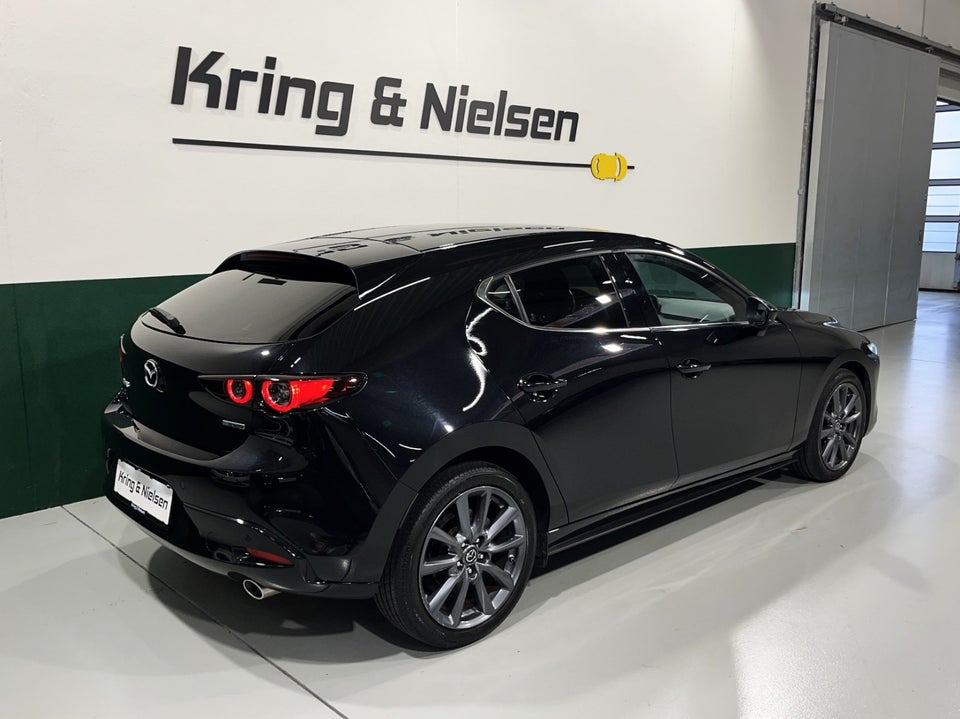 Mazda 3 2,0 e-SkyActiv-G 150 Sky 5d