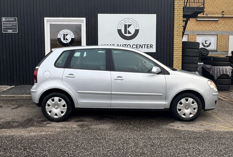 VW Polo 1,4 Trendline 75 5d