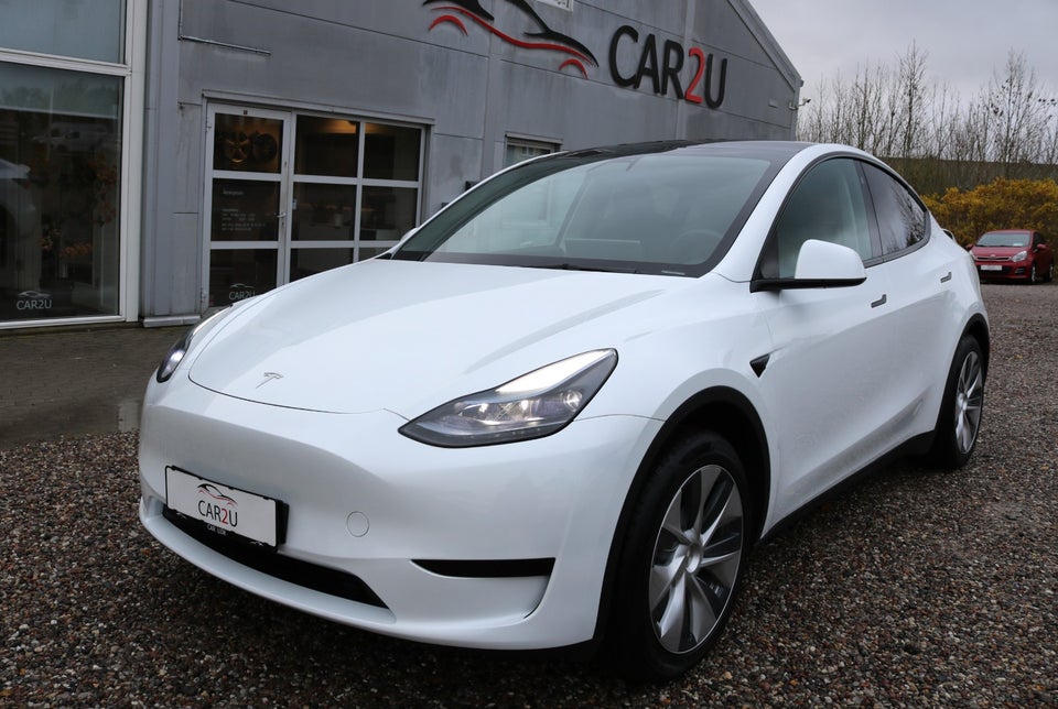 Tesla Model Y RWD 5d